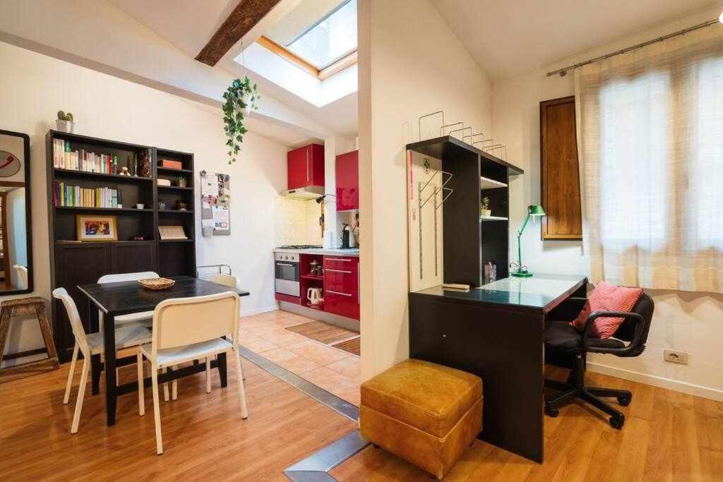 Cozy Apartment In Borgo Dei Greci Firenze Bagian luar foto