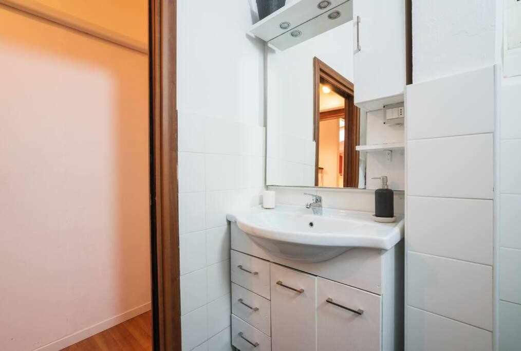 Cozy Apartment In Borgo Dei Greci Firenze Bagian luar foto