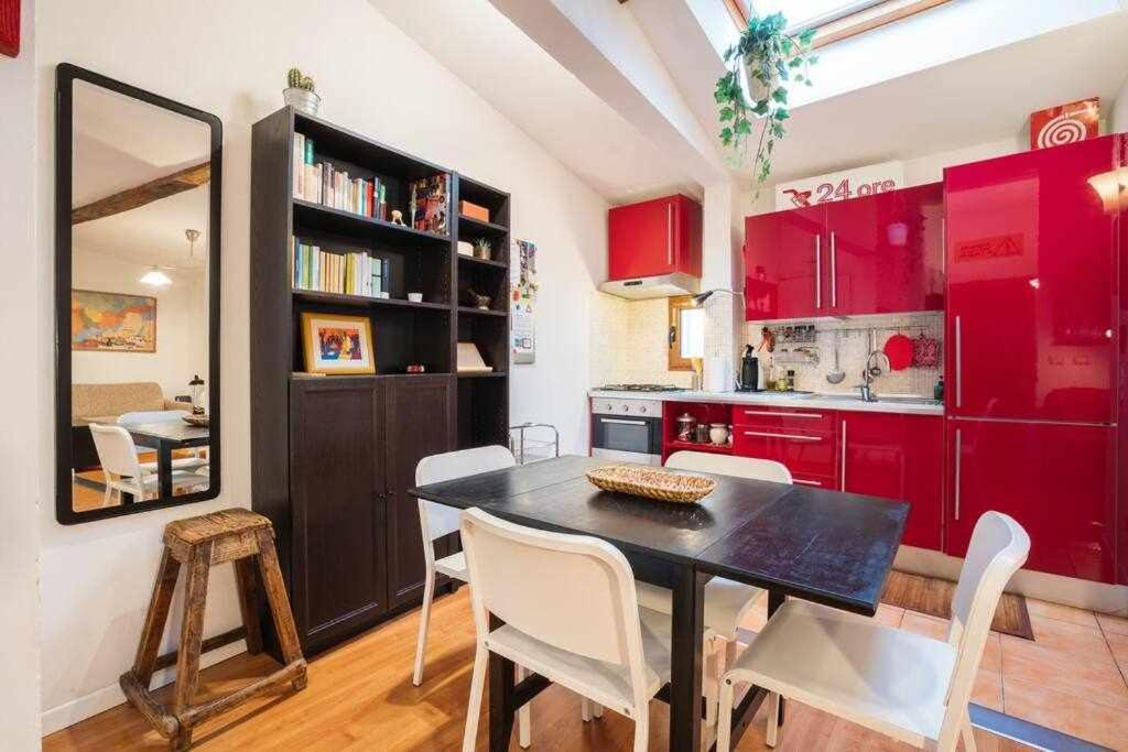 Cozy Apartment In Borgo Dei Greci Firenze Bagian luar foto